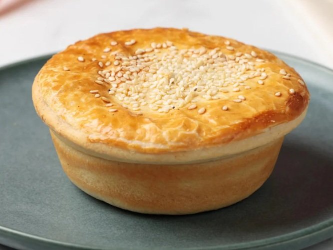 Ivan's Pies - Chicken and vegetables 200-240gm (12)