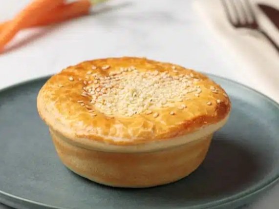 Ivan's Pies - Mediterranean vegetable 200-240gm (12)