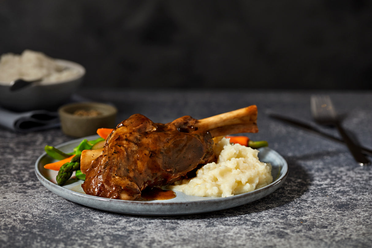 Ready to heat - Marathon Pre cooked Lamb shanks in red wine sauce